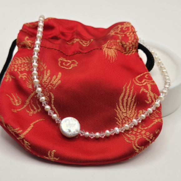 Pearl Crystal Delicate Necklace Toggle clasp - Picture 1 of 9